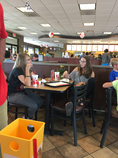 Fast Food Restaurant «Chick-fil-A», reviews and photos, 2002 Veterans Blvd, Dublin, GA 31021, USA