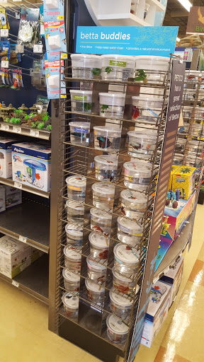 Pet Supply Store «Petco Animal Supplies», reviews and photos, 2242 N Richmond Rd, McHenry, IL 60051, USA