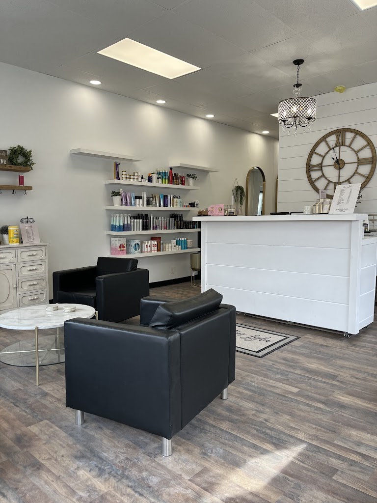Styles By Lydia Beauty Bar 15108