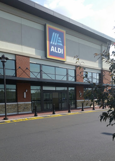 Supermarket «ALDI», reviews and photos, 2714 Dekalb Pike, East Norriton, PA 19401, USA