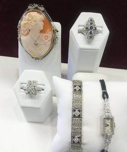 Pawn Shop «Budget Buy & Sell», reviews and photos, 2 E Main St, Patchogue, NY 11772, USA