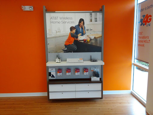 Cell Phone Store «AT&T Authorized Retailer», reviews and photos, 10181 W Commercial Blvd, Tamarac, FL 33351, USA