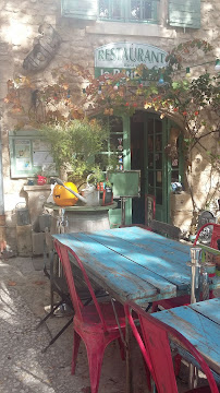 Atmosphère du Restaurant méditerranéen Le petit café à Oppède - n°19
