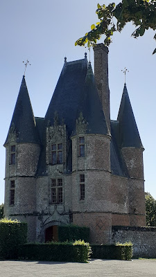 Parking du Château à Carrouges