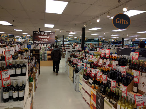 Liquor Store «Applejack Wine & Spirits», reviews and photos, 3320 Youngfield St, Wheat Ridge, CO 80033, USA