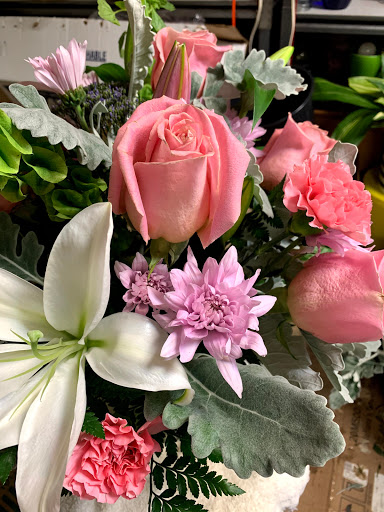 Florist «Victorian Rose Florist», reviews and photos, 53 Main St, Hebron, CT 06248, USA
