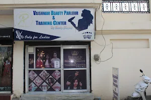 Vaishnavi Beauty Parlour & Training Academy - Best Salon / Best Bridal Makeup Artist / Best Beauty Academy In Kashipur image