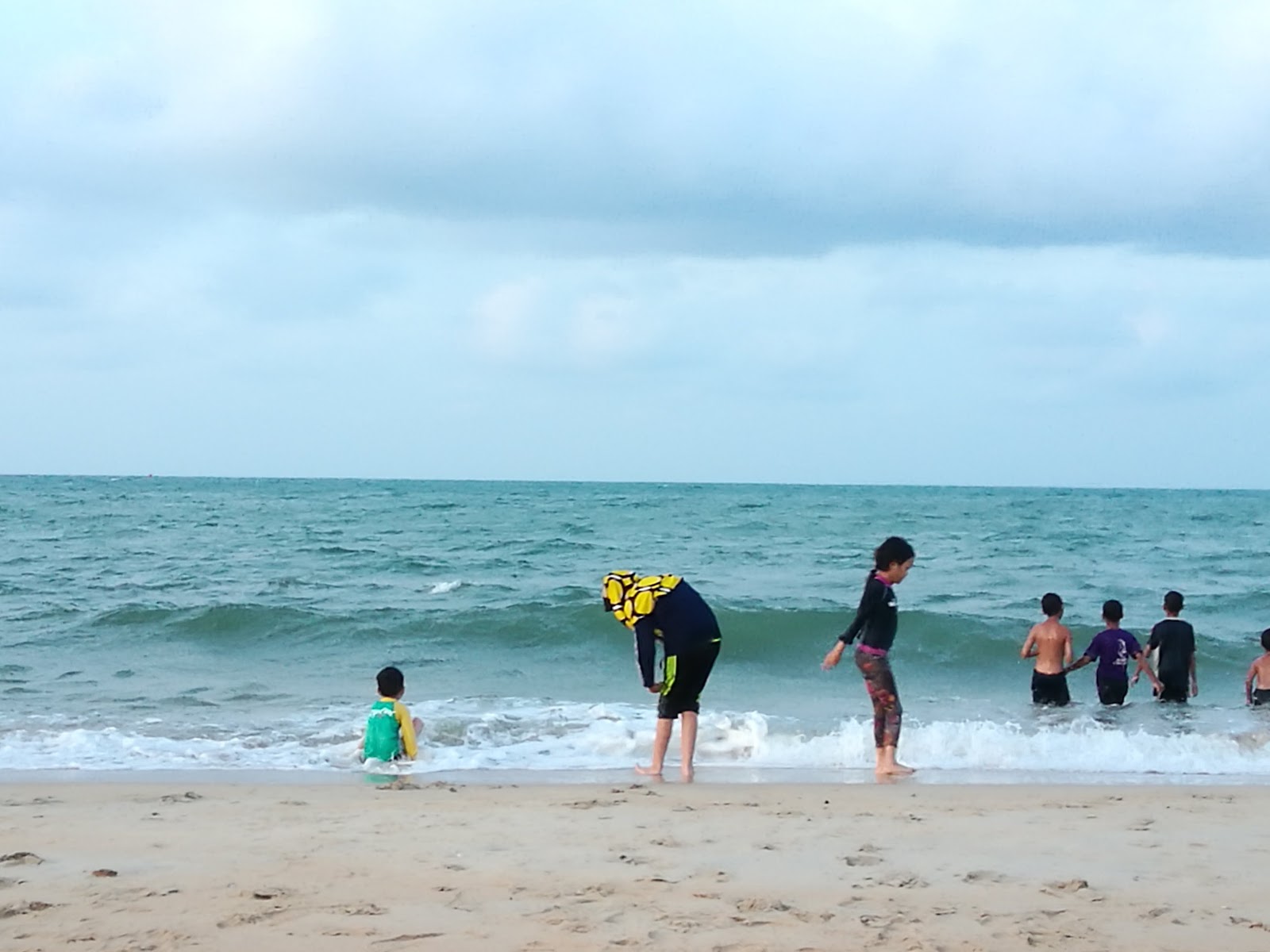 Panare Beach'in fotoğrafı - rahatlamayı sevenler arasında popüler bir yer