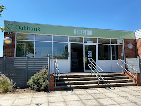 Oakbank School