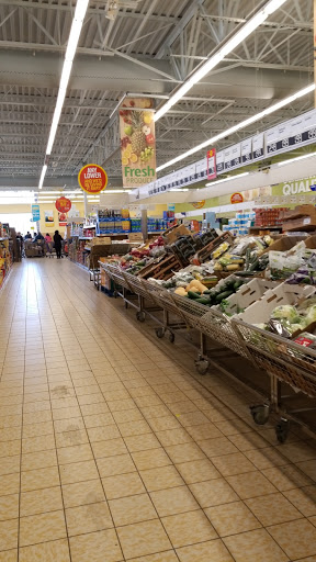 Supermarket «ALDI», reviews and photos, 225 E Main St, Milford, MA 01757, USA