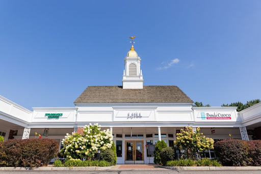 Shopping Mall «Longmeadow Shops», reviews and photos, 666 Bliss Rd # 2, Longmeadow, MA 01106, USA