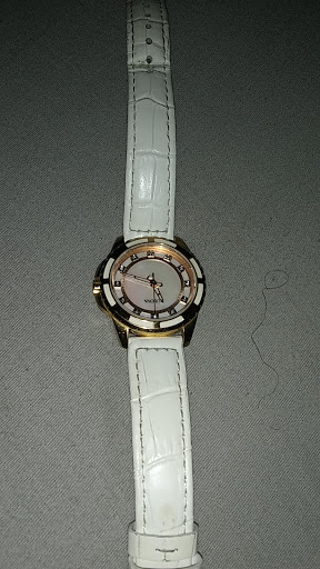 Jewelry Repair Service «Fast-Fix Jewelry & Watch Repairs», reviews and photos, 4300 Meadows Ln # 133, Las Vegas, NV 89107, USA