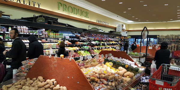 Hatzlacha Supermarket
