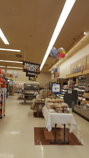 Grocery Store «Stop & Shop», reviews and photos, 407 Valley St, South Orange, NJ 07079, USA
