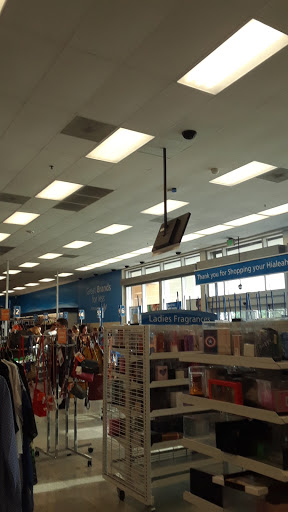 Clothing Store «Ross Dress for Less», reviews and photos, 7800 W 33rd Ave, Hialeah, FL 33018, USA