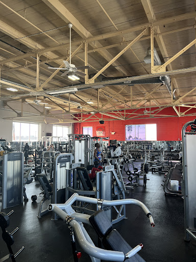Gym «Powerhouse Gym», reviews and photos, 201 Park Ave, Linden, NJ 07036, USA