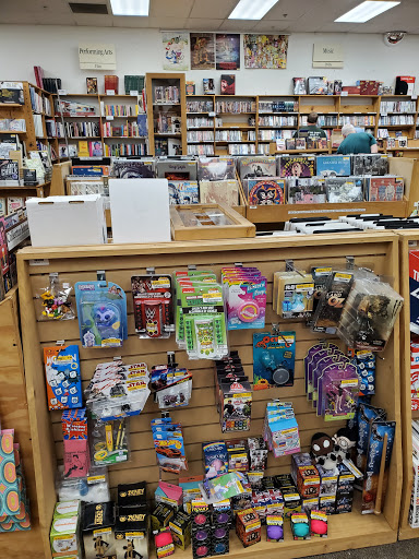 Book Store «Half Price Books», reviews and photos