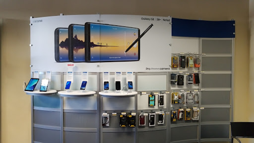 Cell Phone Store «Wireless World U.S. Cellular Authorized Agent», reviews and photos, 4 Scamman St #21, Saco, ME 04072, USA