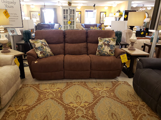Furniture Store «Comforts of Home Inc», reviews and photos, 5034 Strawtown Pike, Marion, IN 46953, USA