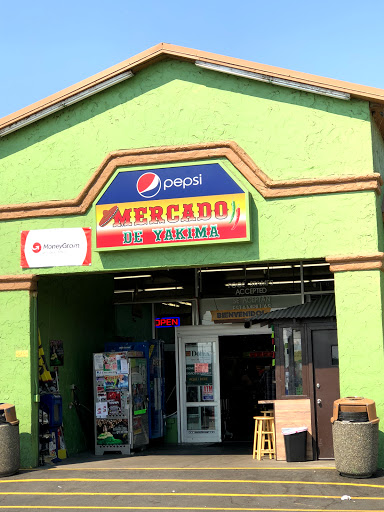 Supermarket «Mercado De Yakima», reviews and photos, 511 N 1st St, Yakima, WA 98901, USA