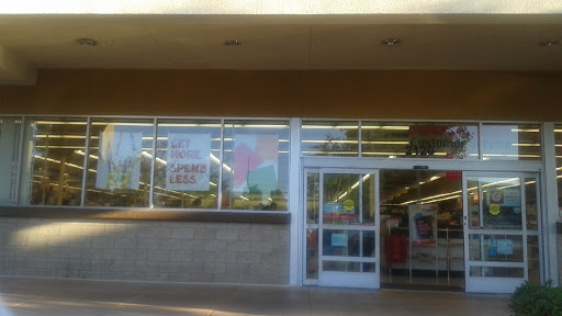 Office Supply Store «Staples», reviews and photos, 2120 17th St, Santa Ana, CA 92705, USA