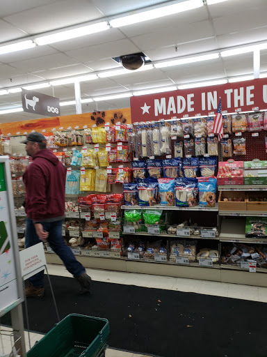 Pet Supply Store «Pet Supplies Plus», reviews and photos, 18610 W Bluemound Rd, Brookfield, WI 53045, USA