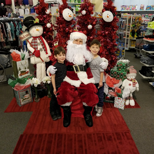 Shopping Mall «The Vineyard Shopping Center», reviews and photos, 782 W Kettleman Ln, Lodi, CA 95240, USA