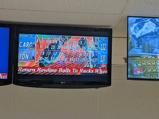 Bowling Alley «Laraway Lanes», reviews and photos, 1009 W Laraway Rd, New Lenox, IL 60451, USA