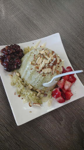 Dessert Shop «Vampire Penguin Shaved Snow and Desserts», reviews and photos, 9135 W Stockton Blvd, Elk Grove, CA 95758, USA