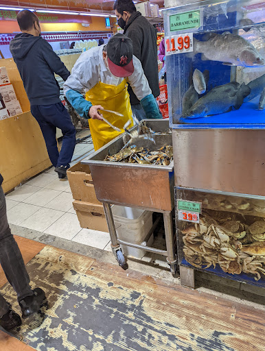 Asian Grocery Store «IOG Supermarket», reviews and photos, 19525 69th Ave, Fresh Meadows, NY 11365, USA