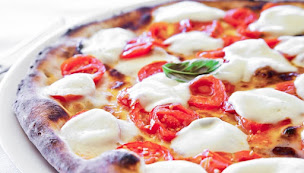 Photo n°12 de Distributeur de Pizzas Artisanales à Brive-la-Gaillarde ()
