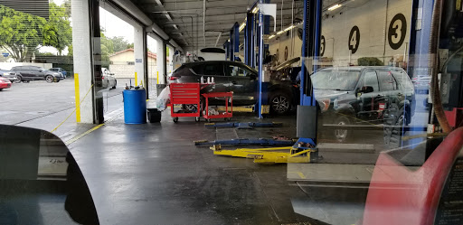 Auto Parts Store «Pep Boys Auto Parts & Service», reviews and photos, 10231 Lakewood Blvd, Downey, CA 90241, USA