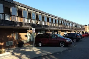 Mississauga Gate Inn image