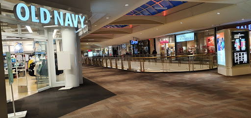 Shopping Mall «Livingston Mall», reviews and photos, 112 Eisenhower Pkwy, Livingston, NJ 07039, USA