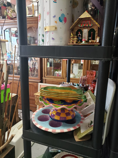 Thrift Store «Explosive Bargains & Thrift», reviews and photos, 127 Smithtown Blvd, Nesconset, NY 11767, USA