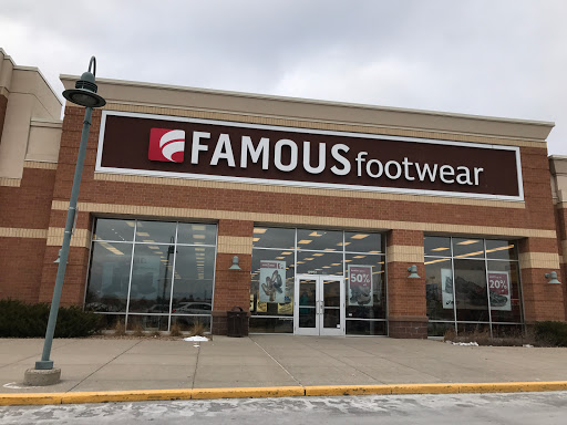 Shoe Store «Famous Footwear», reviews and photos, 12761 Riverdale Blvd, Coon Rapids, MN 55448, USA