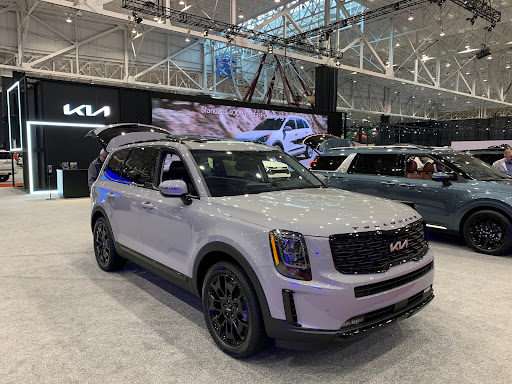 Car Dealer «Kia of Bedford», reviews and photos, 18180 Rockside Rd, Bedford, OH 44146, USA