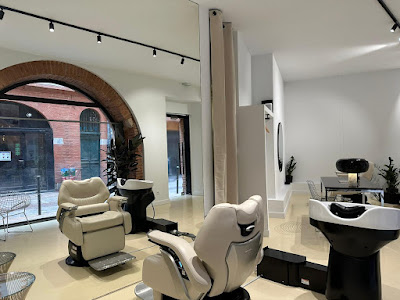 Valentin artisan coiffeur à Toulouse