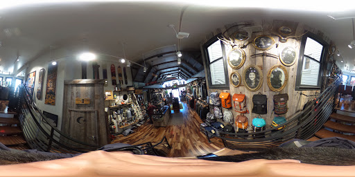 Sporting Goods Store «Burton Flagship Store», reviews and photos, 1630 Haight St, San Francisco, CA 94117, USA