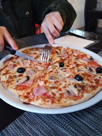 Plats et boissons du Pizzeria PIZZA ETCHEA à Saint-Pée-sur-Nivelle - n°7