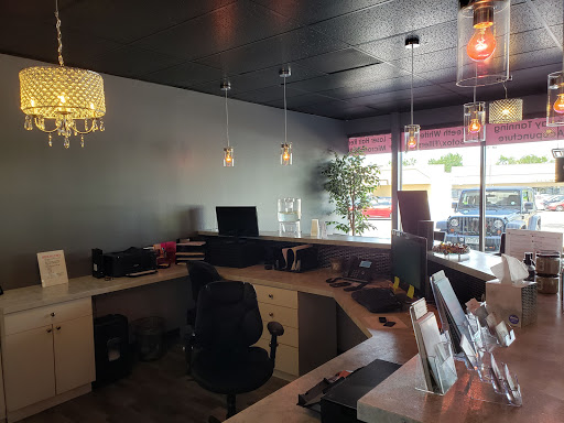 Shopping Mall «Columbine Valley Shopping Center», reviews and photos, 3615 W Bowles Ave, Littleton, CO 80123, USA