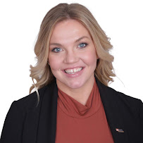 U.S. Bank - Wealth Management Banker: Lauren Blakeslee - Photo 2 - Car repair in Redding, CA, Redding