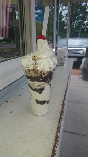 Ice Cream Shop «Hoggie Doggies», reviews and photos, 8803 WI-47, Woodruff, WI 54568, USA