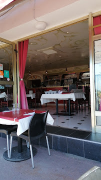 Atmosphère du Restaurant indien Bombay Grill à Marseille - n°5