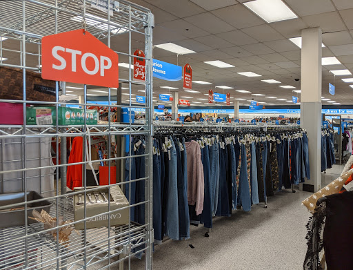 Clothing Store «Ross Dress for Less», reviews and photos, 4032 Grand Ave, Chino, CA 91710, USA