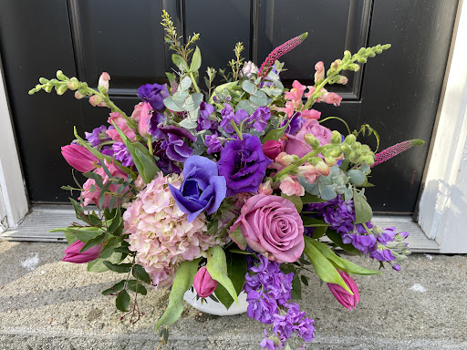 Florist «Earth Garden», reviews and photos, 89 Elm St, New Canaan, CT 06840, USA