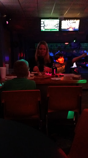 Bowling Alley «Echo Bowling Lanes», reviews and photos, 220 Bedford Rd # 1, Morris, IL 60450, USA