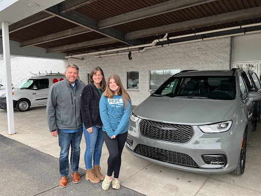 Car Dealer «St Clair Chrysler Jeep Dodge Ram», reviews and photos, 1250 S Carney Dr, St Clair, MI 48079, USA