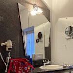 Photo n°6 de l'avis de Peter.a fait le 30/10/2021 à 18:13 sur le  Hotel Schiefes Haus à Ulm