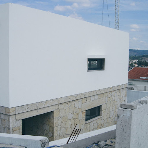 Home Low Cost em Caldelas